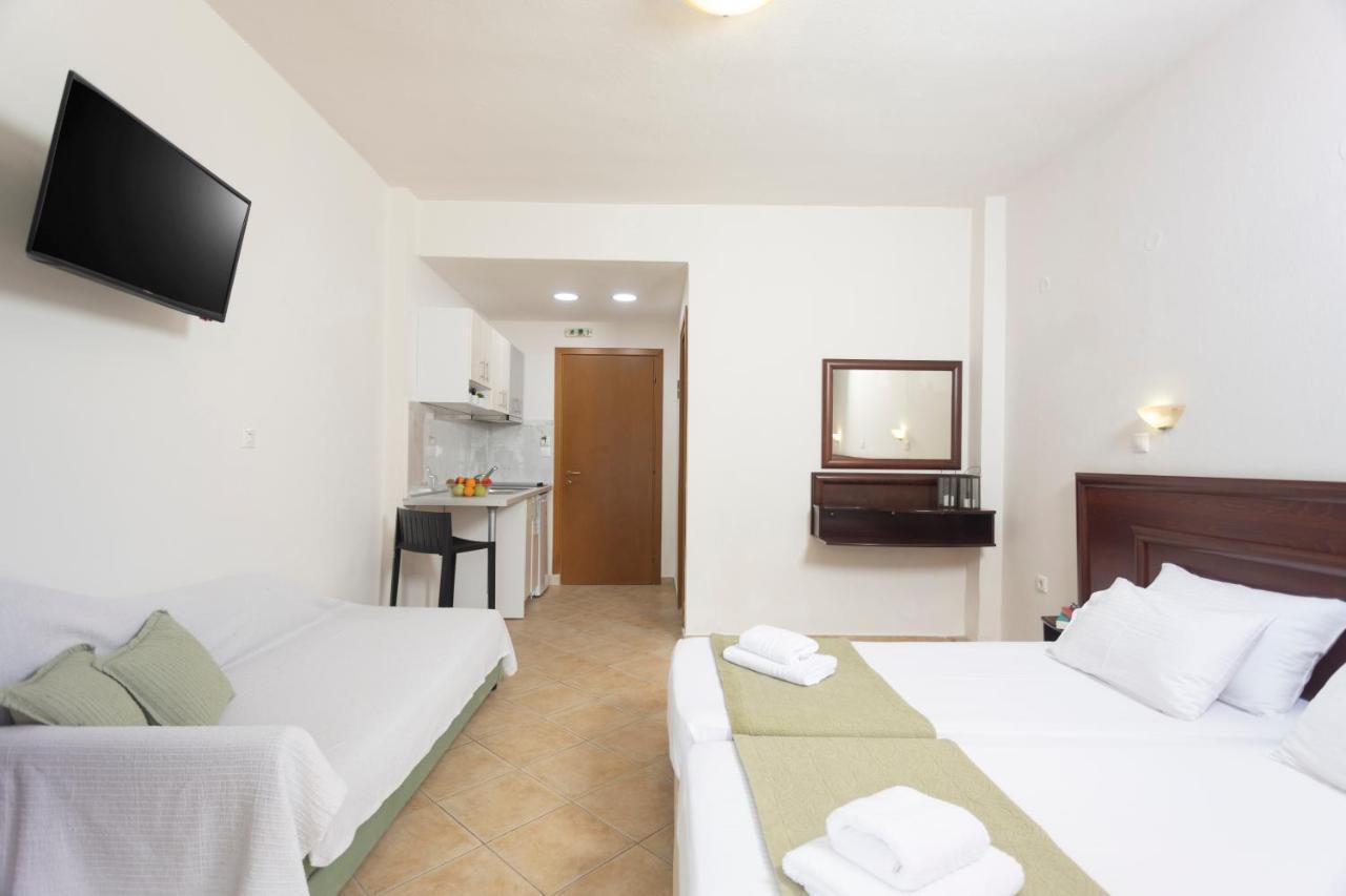Xanthos Studios Pefkochori Esterno foto